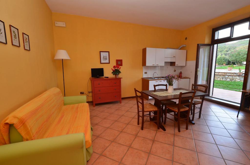 Azienda Agrituristica Allumiere Villa Campiglia Marittima Oda fotoğraf